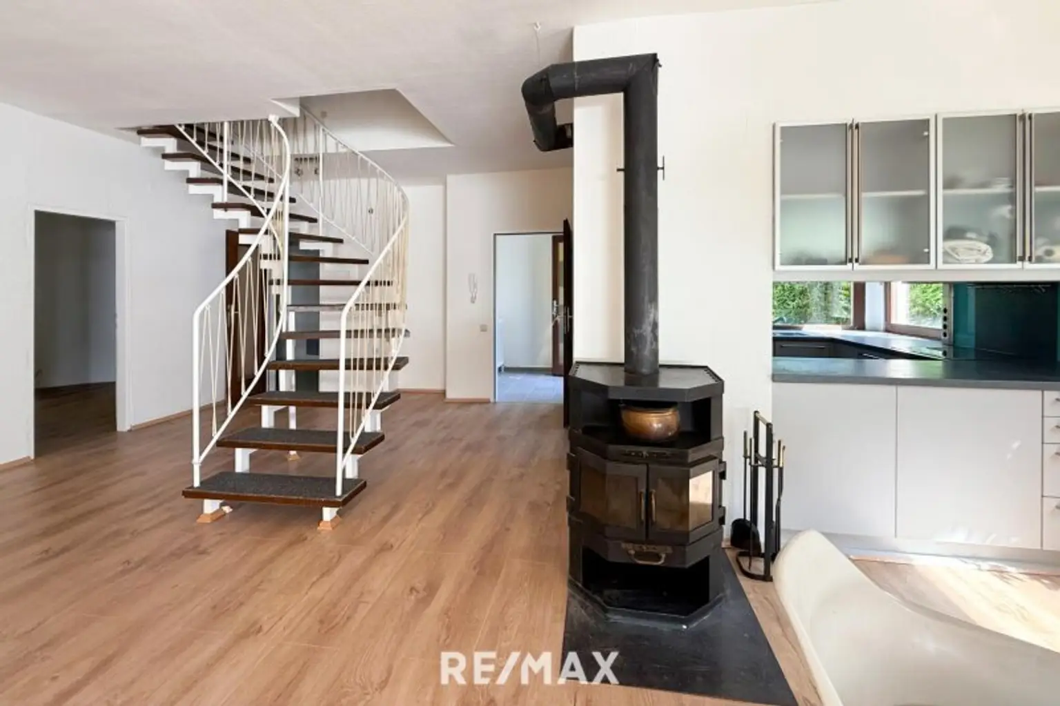 In MAUER uneinsichtiges und traumhaftes Gartenparadies