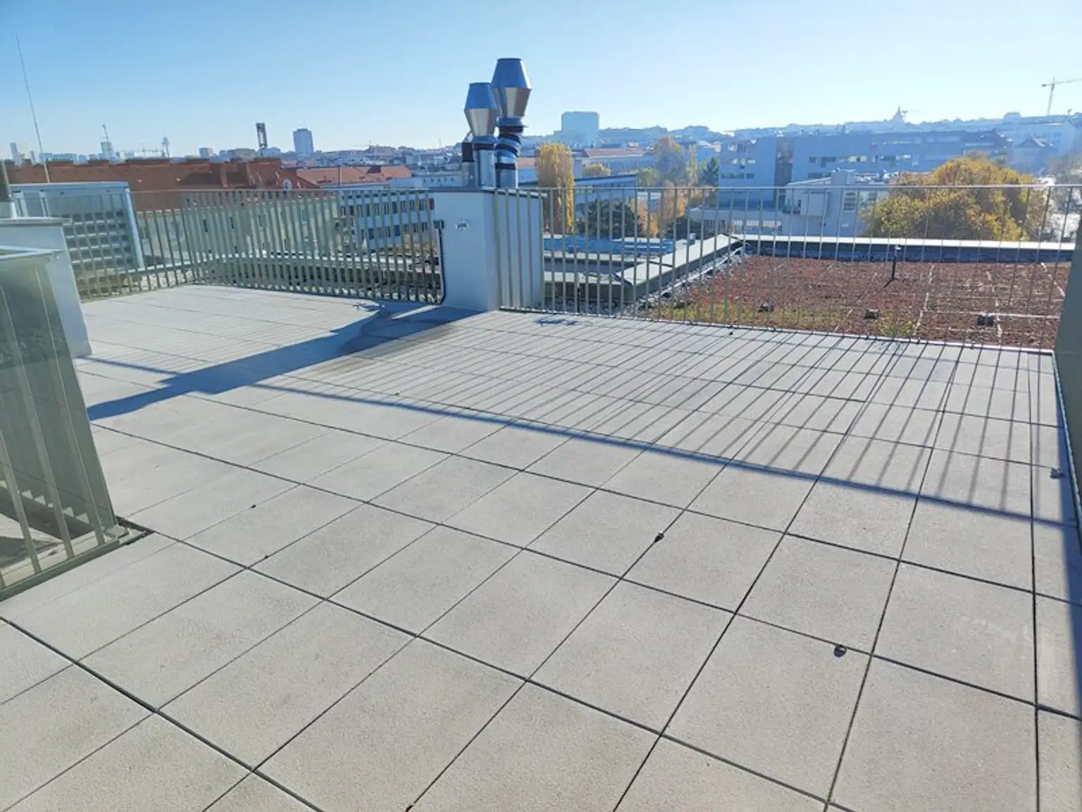 TERRASSENTRAUM! DG-Erstbezug mit Terrasse und Dachterrasse! Top80