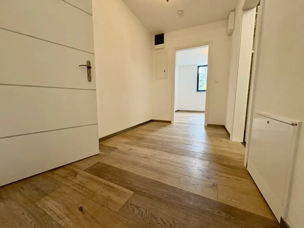 Stadt trifft Natur - Elegante 2-Zimmer Wohnung mit Klimaanlage, Sauna & Terrasse