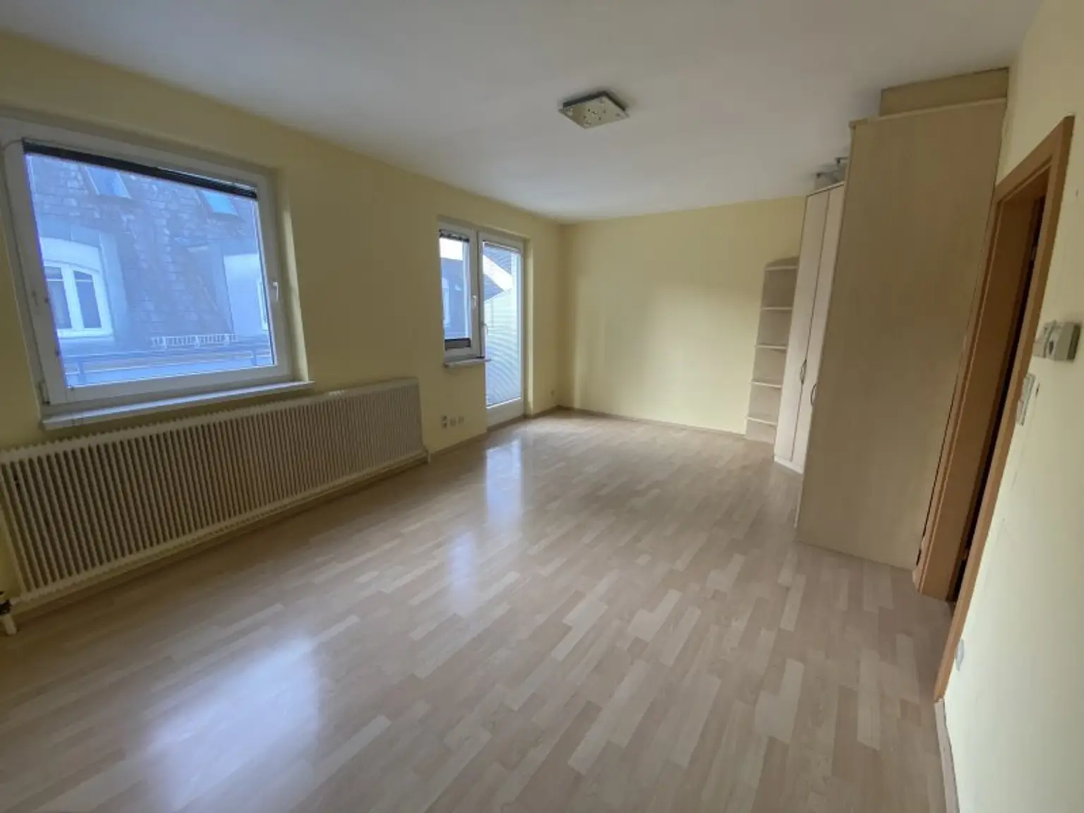 Wohn- Esszimmer