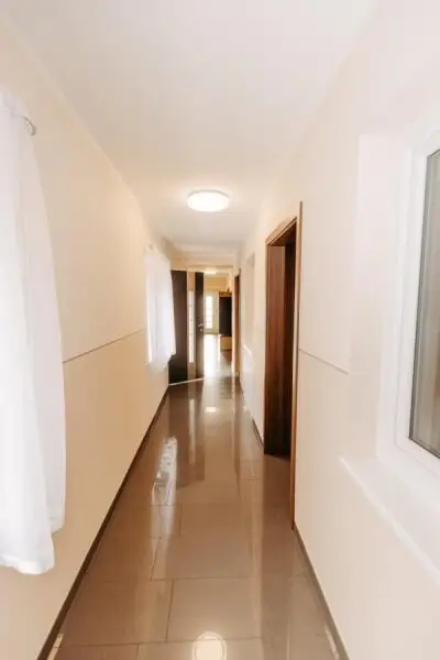 Verträumtes Bauernhaus neu adaptiert (2013) mit Toreinfahrt, Pool, Stadel und Schuppen