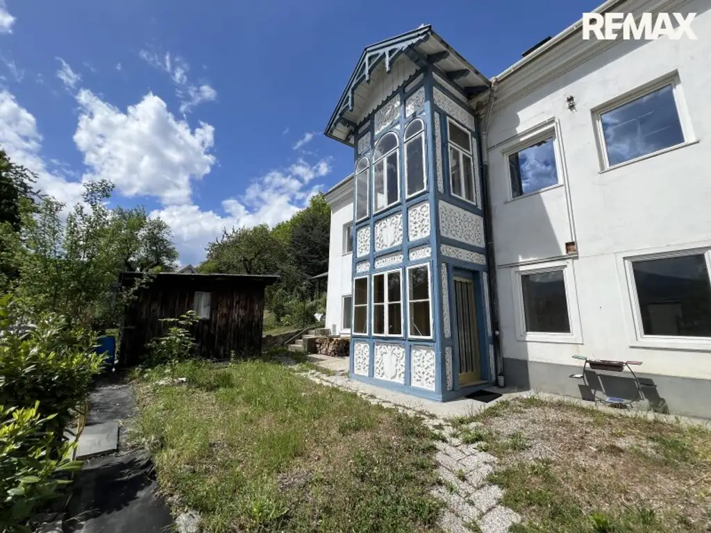 Schlossblick! Charmantes Einfamilienhaus in Gloggnitz am Silbersberg!!