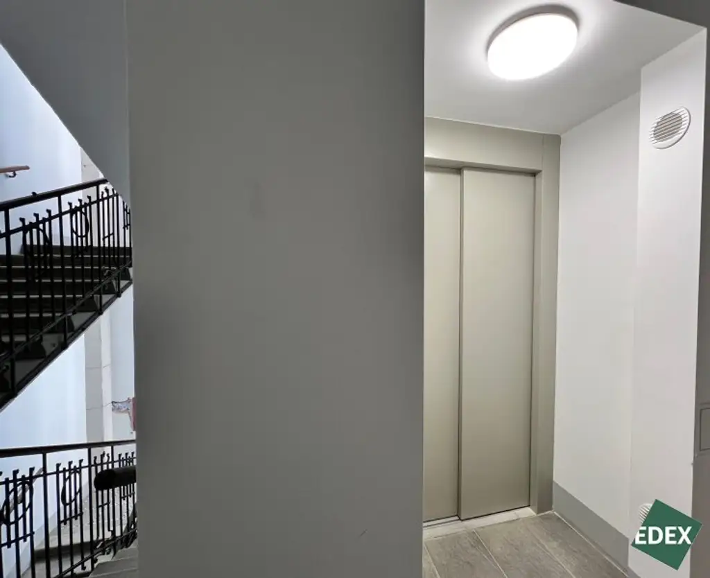 Altbauwohnung zum Sanieren – 48 m² mit Balkon im 3. Liftstock
