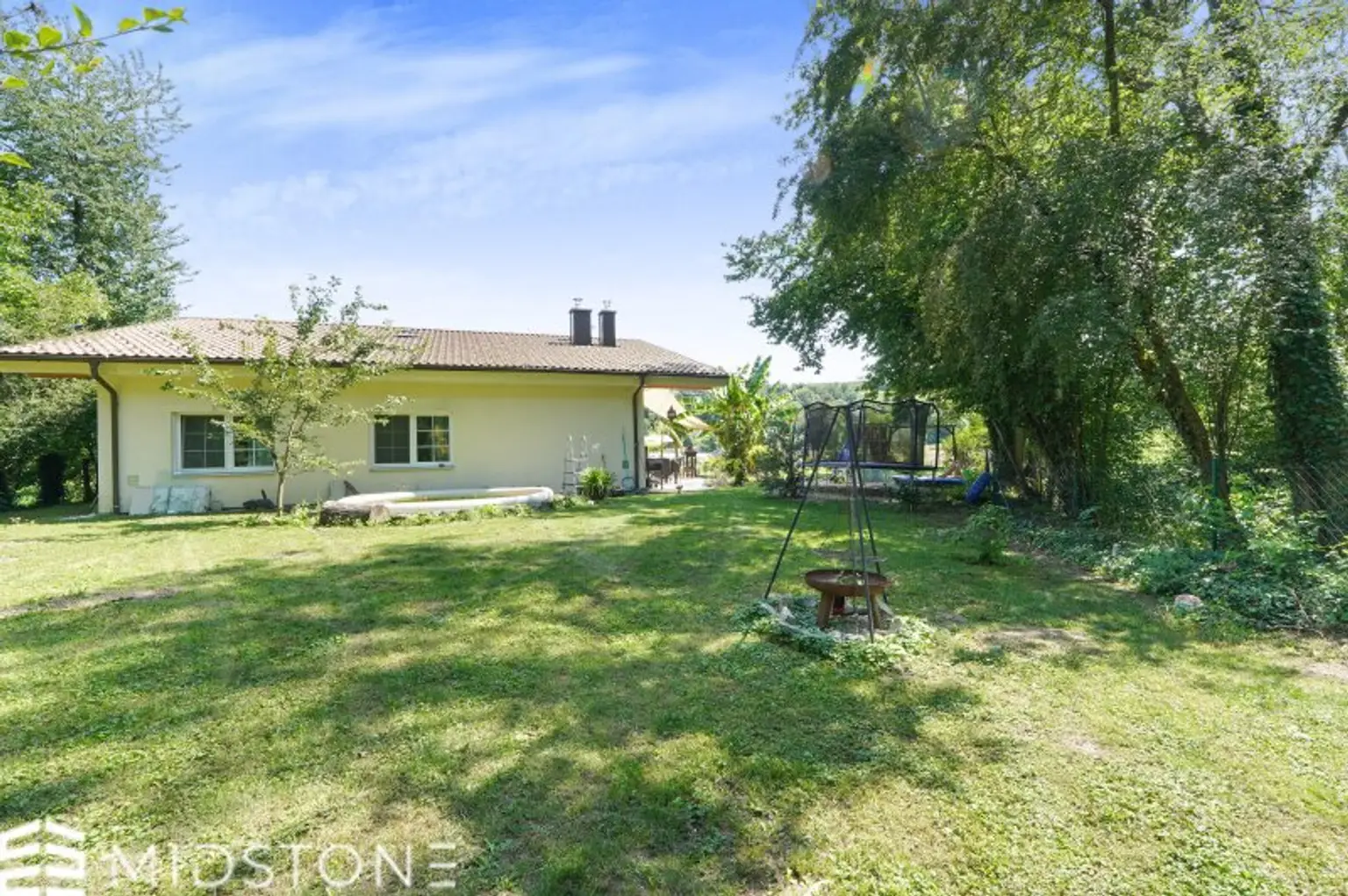 *Gartenidylle in absoluter Ruhelage* Traumhaftes Bungalow in Alleinlage