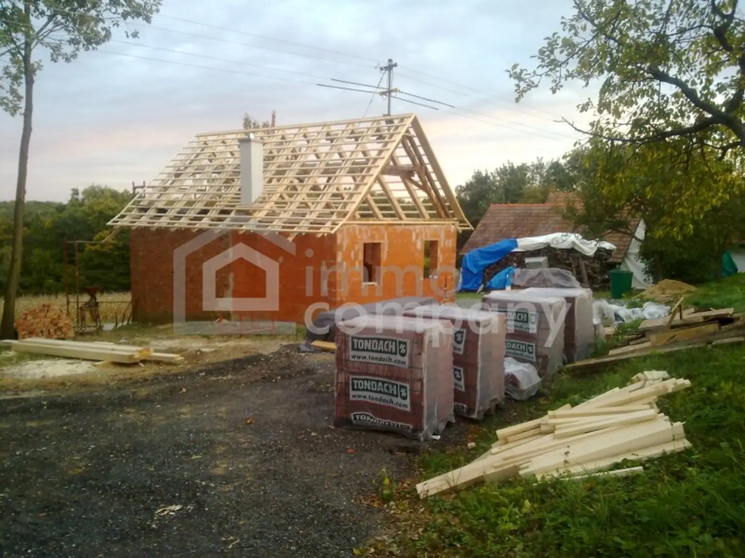 Saniertes ehemaliges Kellerstöckl - Ferienhaus - Tinyhaus mit großem Weingarten