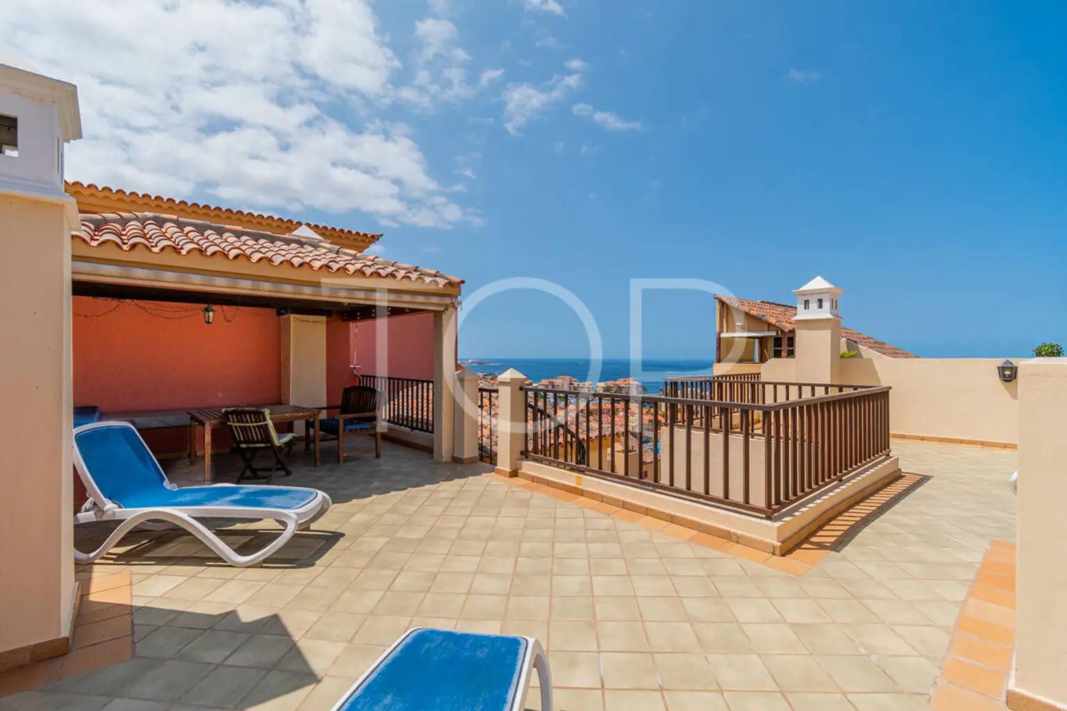 Beautiful Three-Bedroom Penthouse in the Exclusive Area of El Duque, Costa Adeje