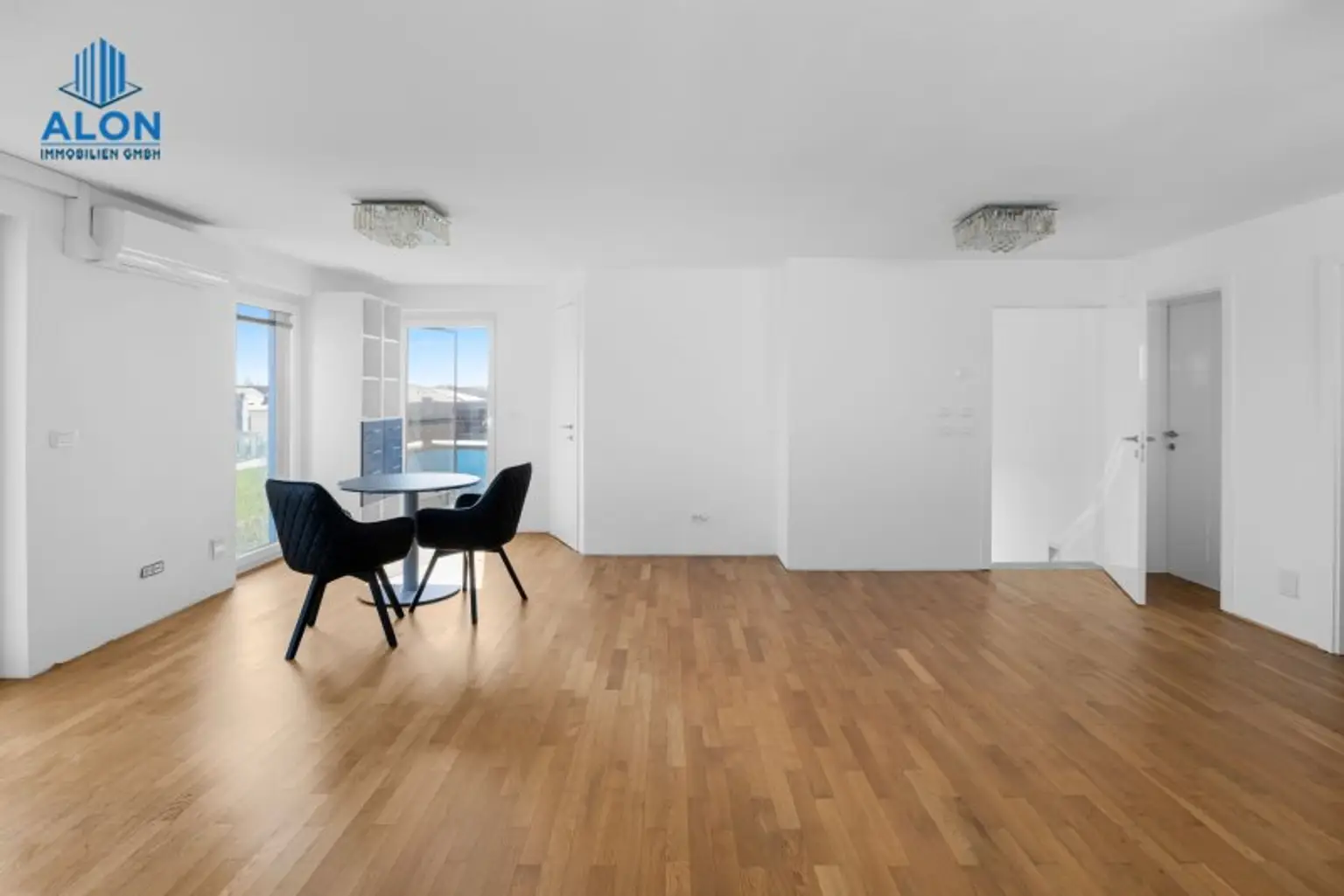 EXKLUSIVES WOHNHAUS | WOHNTRAUM | GROSSER GARTEN MIT WHIRLPOOL & SAUNA