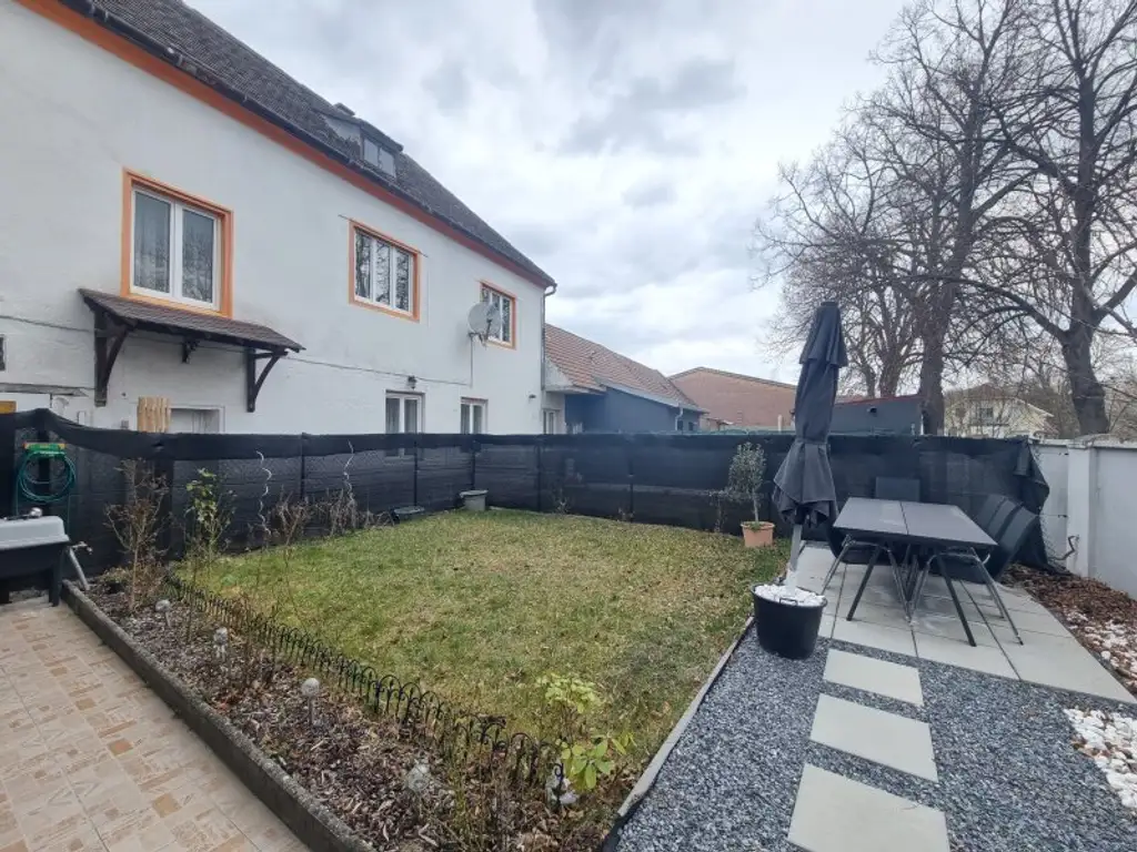 Gleich drei Häuser auf einem Grundstück