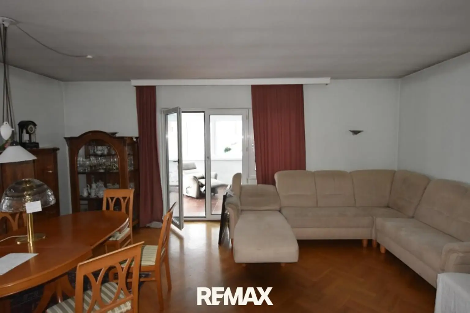 Wohnzimmer Wohnung 1 OG