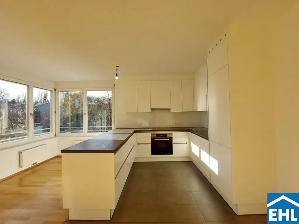 Großzügige 4 Zimmerwohnung mit Freiflächen am Kaasgraben