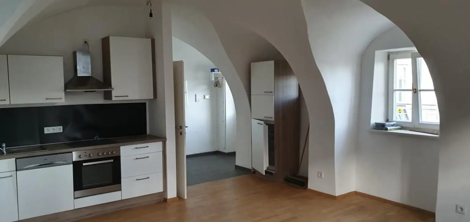 Garconniere in Stadtvilla mit toller Aussicht!