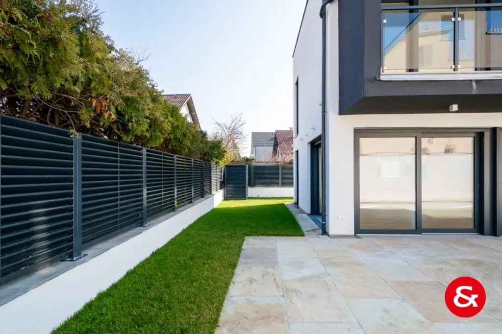 Modernes, klar gestaltetes Einfamilienhaus mit viel Platz und Technik!