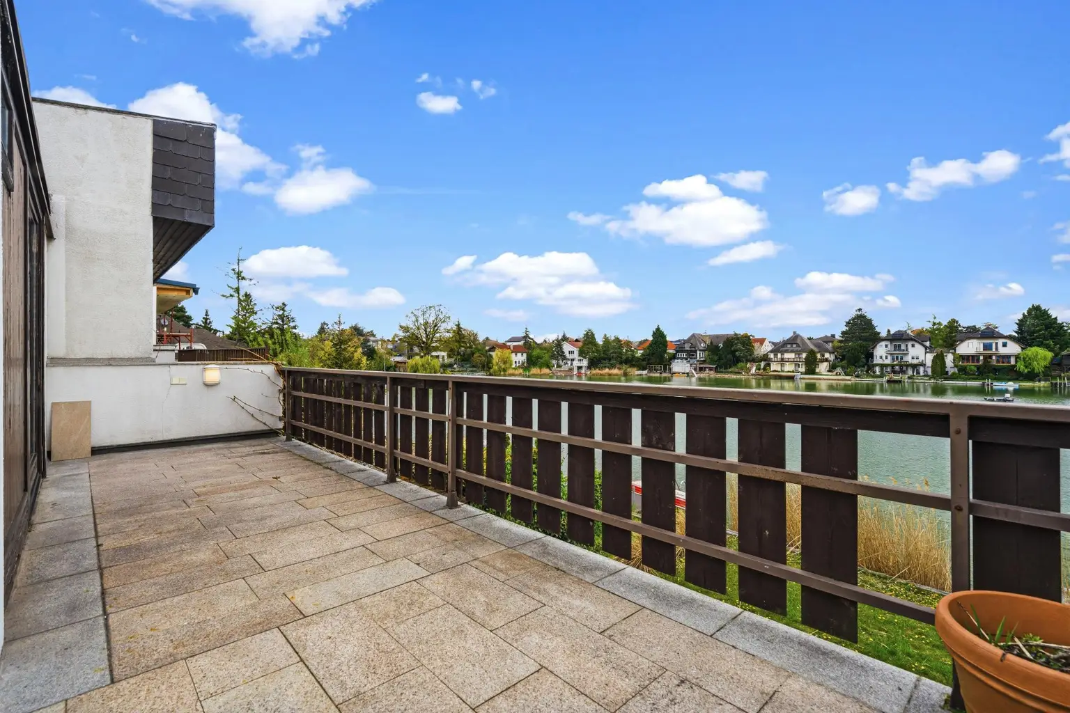 Terrasse EG Blick zum See