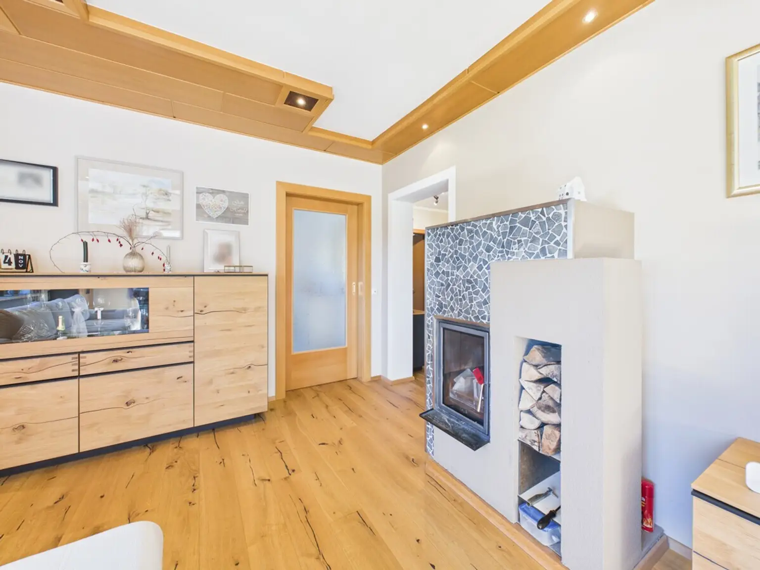 Exklusives Wohnjuwel mit Panoramablick auf die Sternbergkirche – sonnig und ruhig gelegen