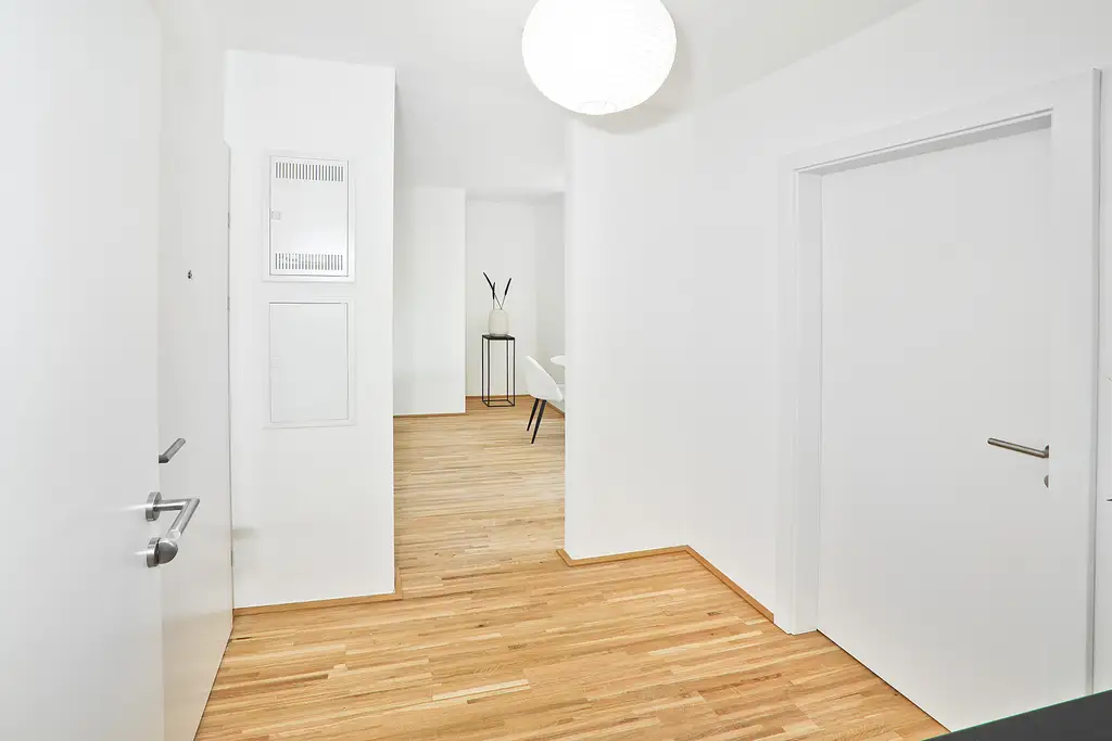 AB 15.06.: HOCH HINAUS | 2-Zimmer mit Balkon im 11. Stock | FLO7 | Besichtigung am 29.05.26 (Anmeldung notwendig)