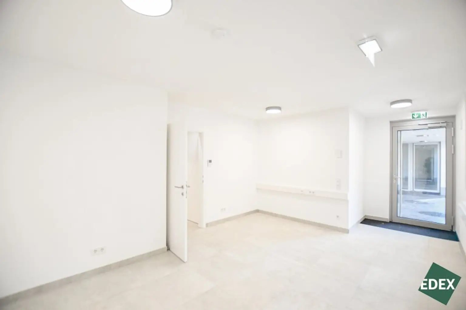 Modernes 2-Zimmer-Büro mit Terrasse und Kühlung im 18. Bezirk