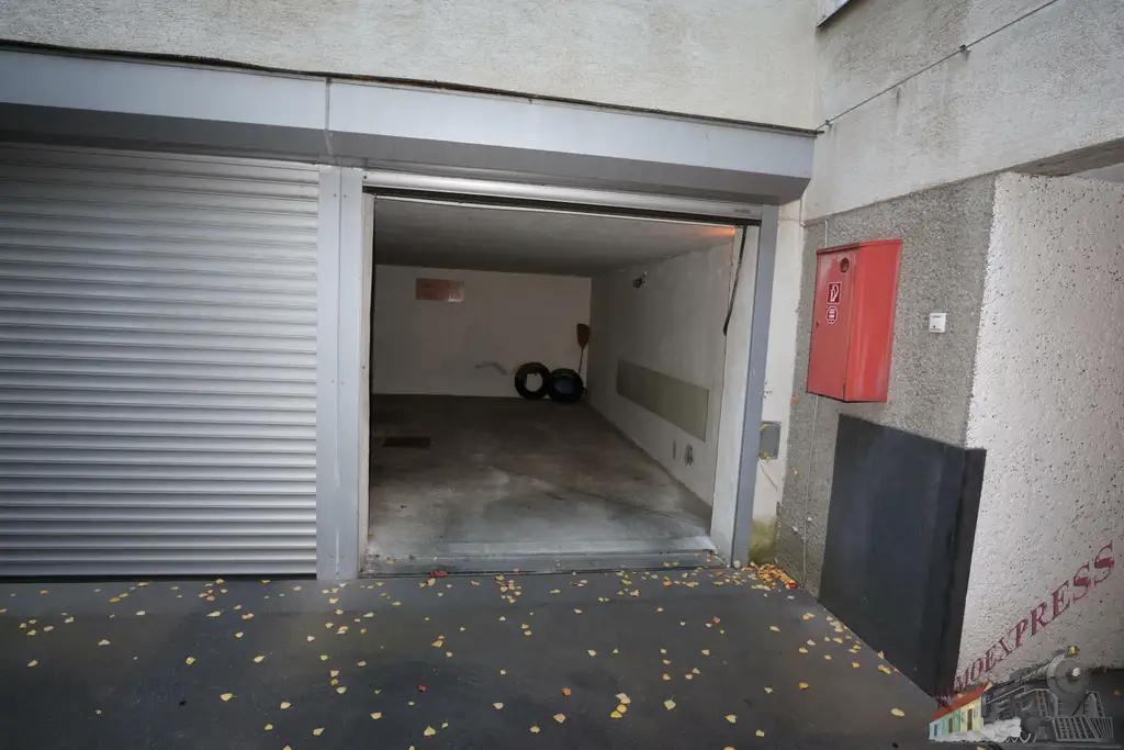 Attraktive 2-Zimmer-Wohnung Potential – ca. 60 m² Wohnfläche + Garage