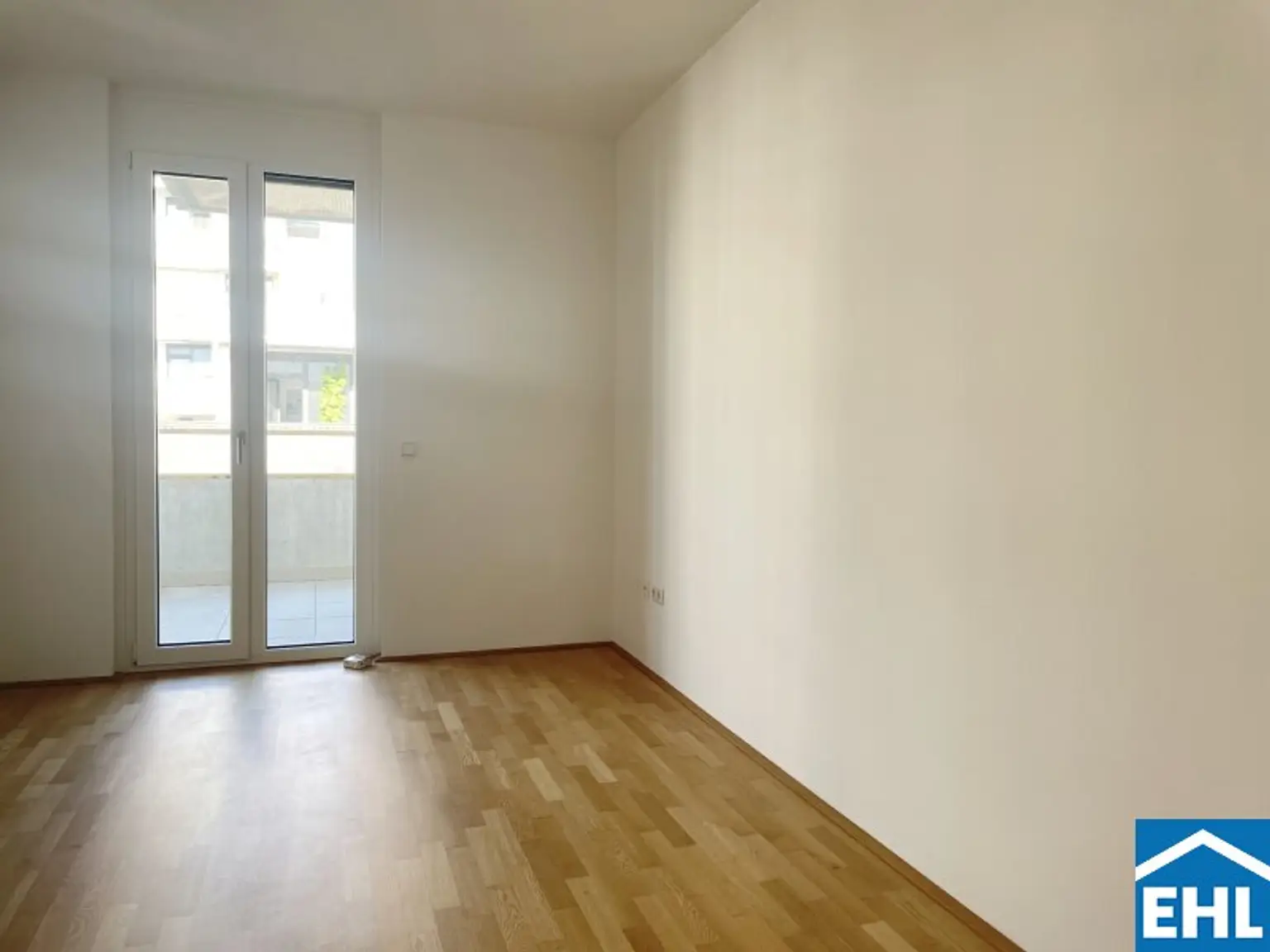 Stadtnah. Lichtdurchflutet. Mit Balkon und Stil.
