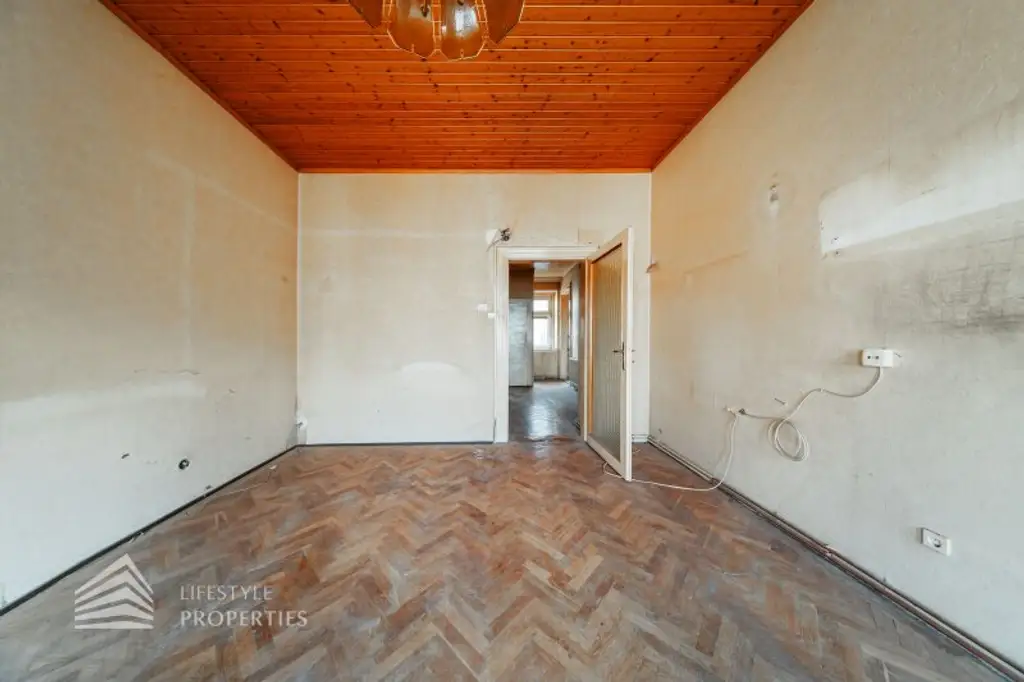 Helle 2-Zimmer Wohnung, Nähe Meiselmarkt