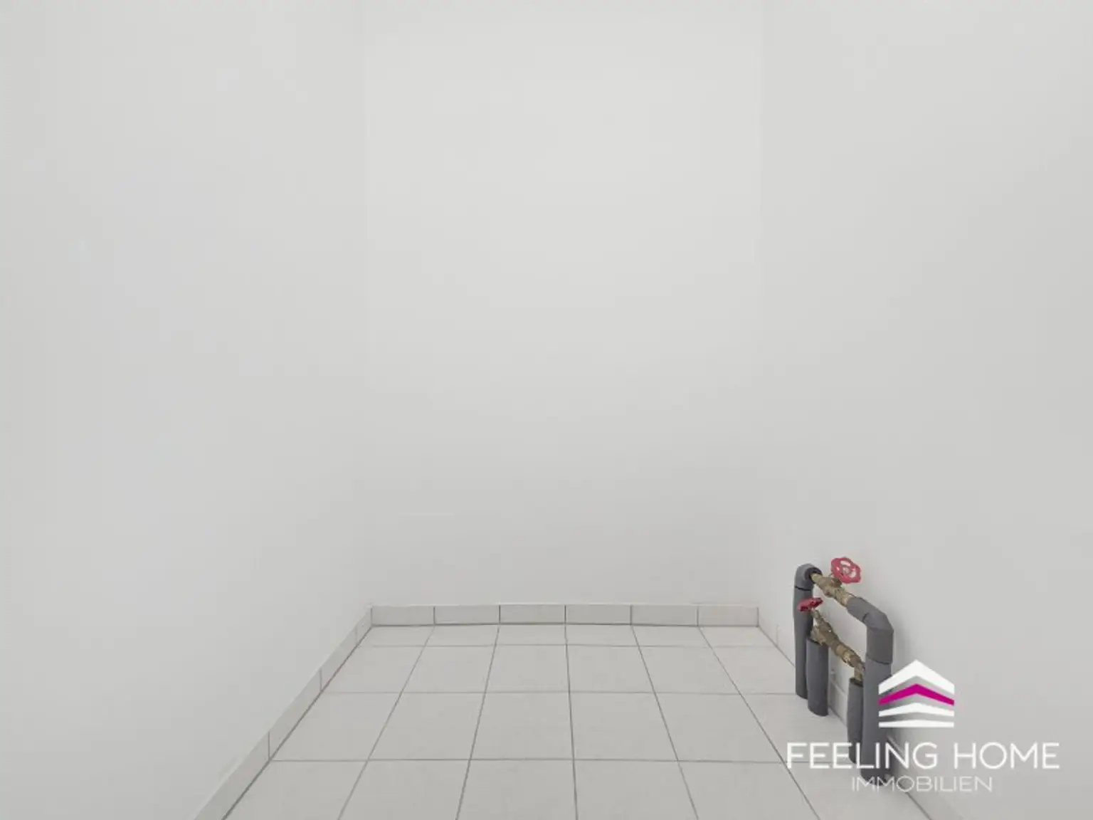 Frisch renoviert & bezugsfertig: 3-Zimmer-Perle mit Schlossnähe & Parkähnlichen Innenhof!