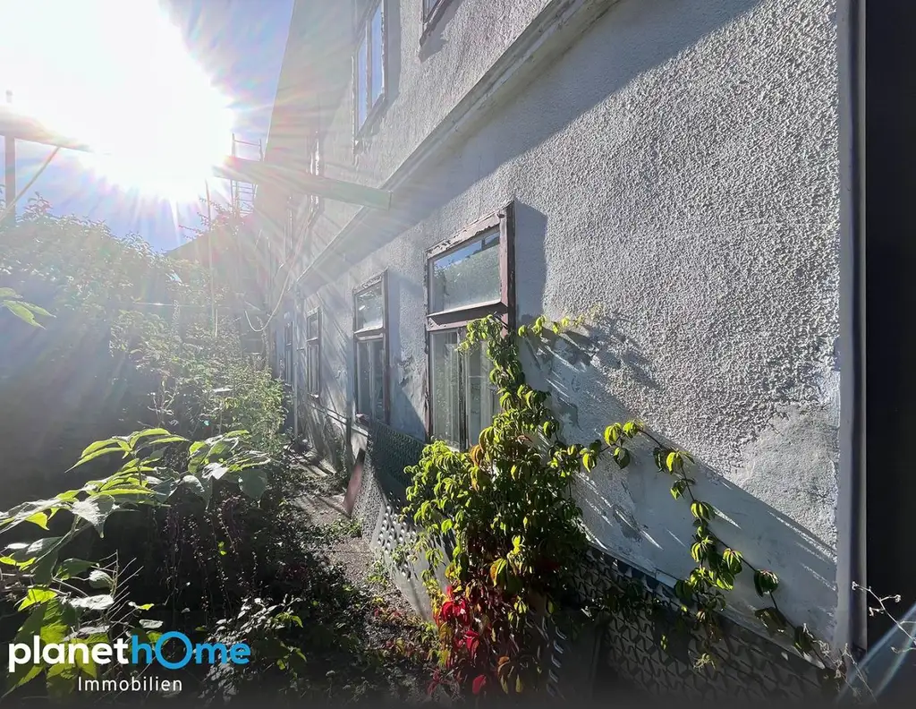 Baugrund mit Entwicklungspotenzial in begehrter Wienerwald-Lage