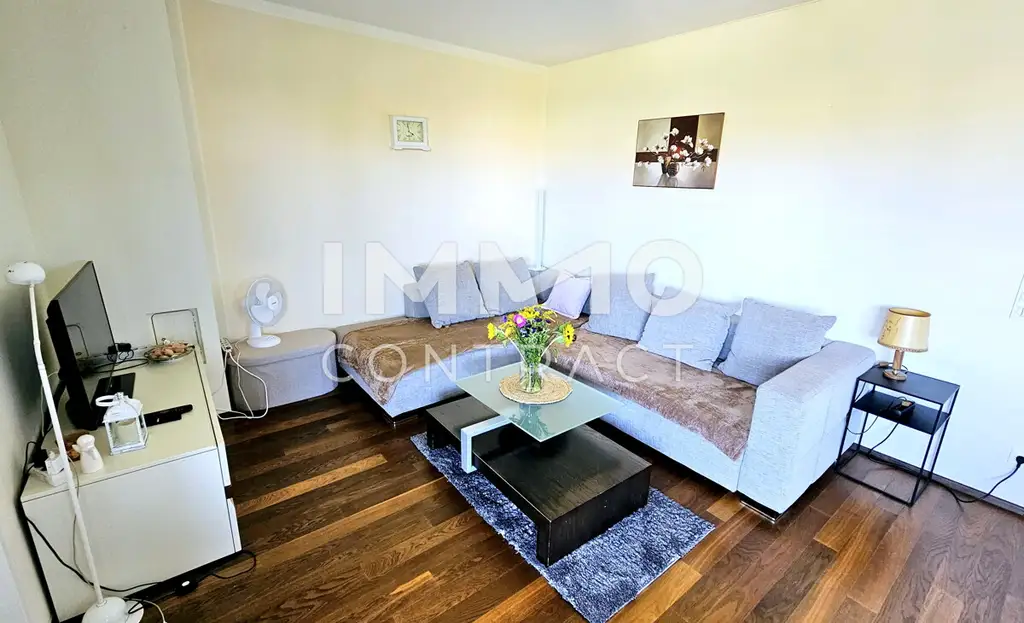 Jeden Tag Urlaubsfeeling: Exklusive 2-Zimmer-Wohnung mit großem Balkon & Seeblick