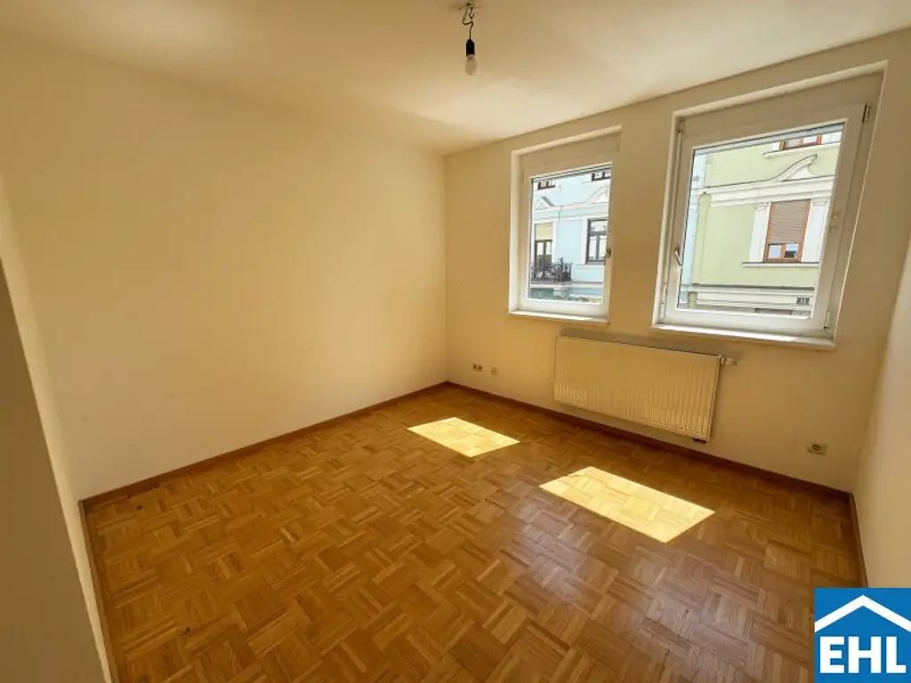 **Ab 01.10.** 2-Zimmerwohnung in Toplage!
