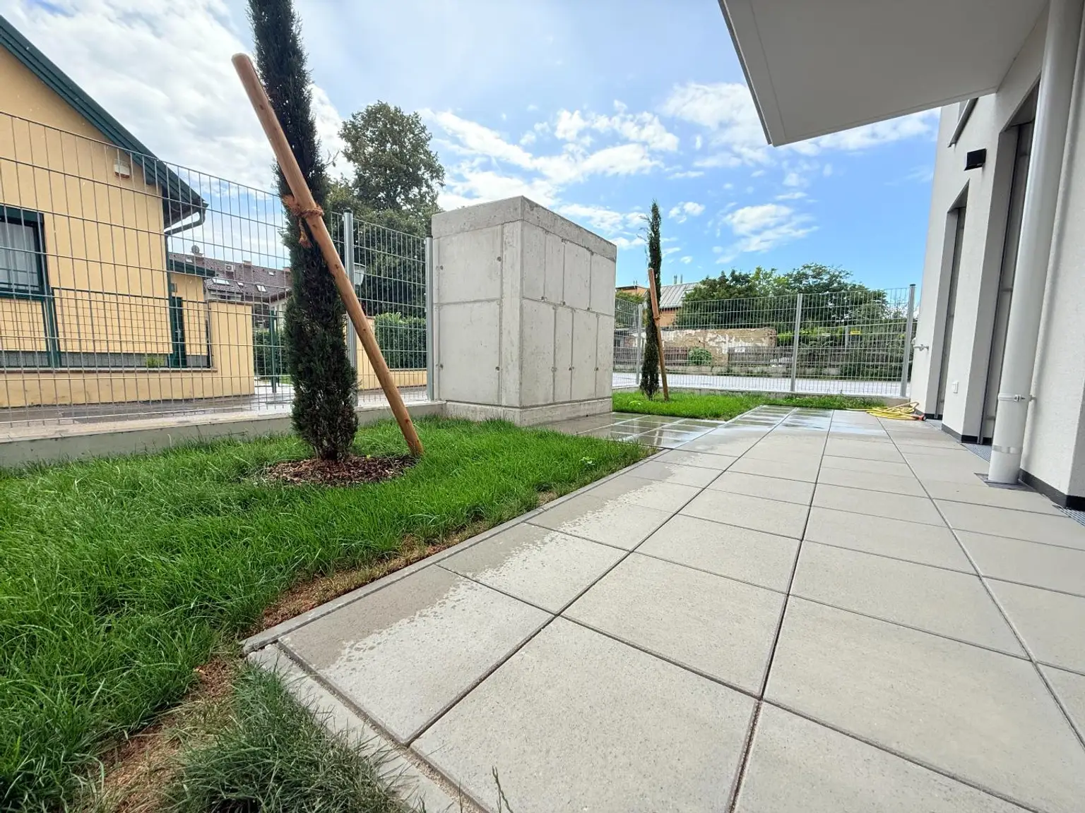 Garten und Terrasse sowie nachhaltiges Wohnen in Essling, in deckengekühlter Ruhelage ( weitere 2 Zimmer Balkonwohnungen frei)