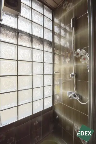 Kleines Sanierungsobjekt im 3. Stock – Altbauwohnung mit Potenzial