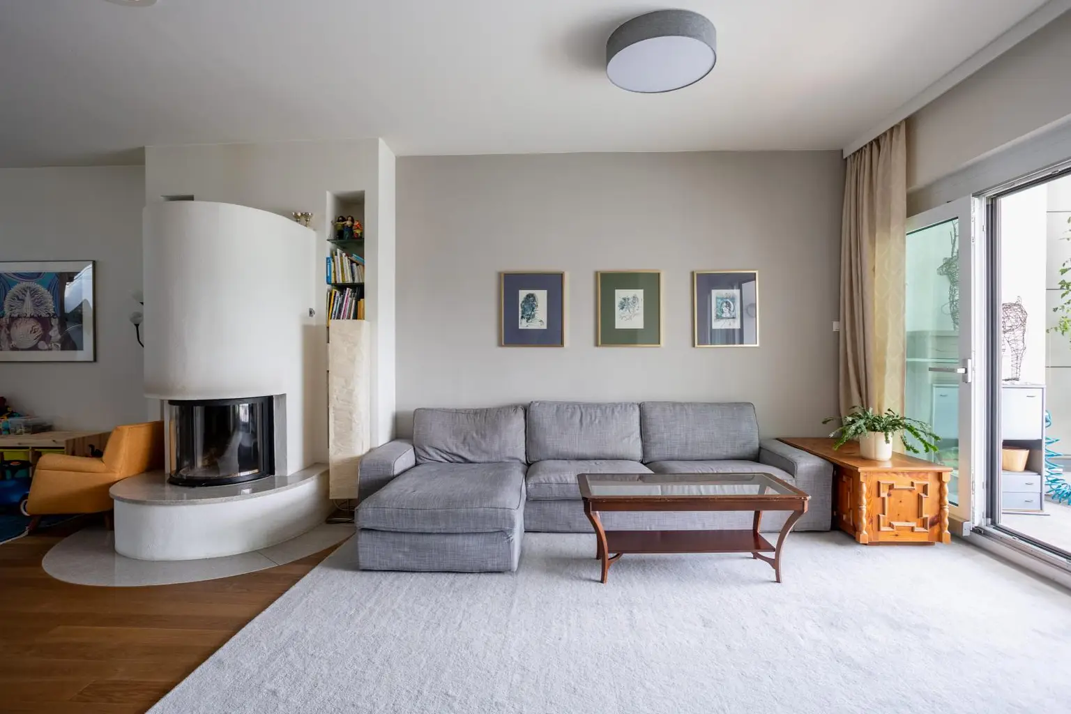 Einzigartige Dachgeschosswohnung mit überdachter Terrasse