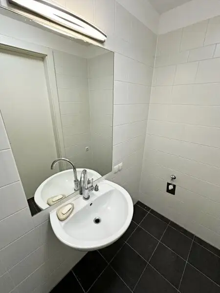 HUMBOLDTPLATZ, U1-NÄHE, 68 m2 Neubau inkl. 4 m2 Loggia, Wohnküche, 1 Zimmer, 3. Liftstock, Humboldtgasse