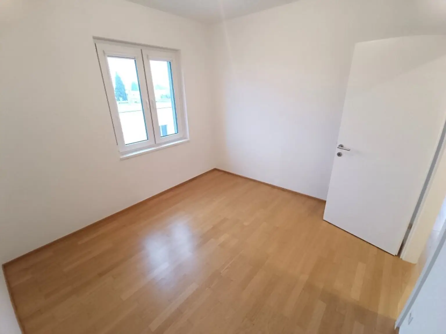 Neubau! Siedlung Rustenfeld! 2-Zimmer Wohnung im DG mit Dachterrasse! ! Stellplatz in Tiefgarage optional verfügbar!
