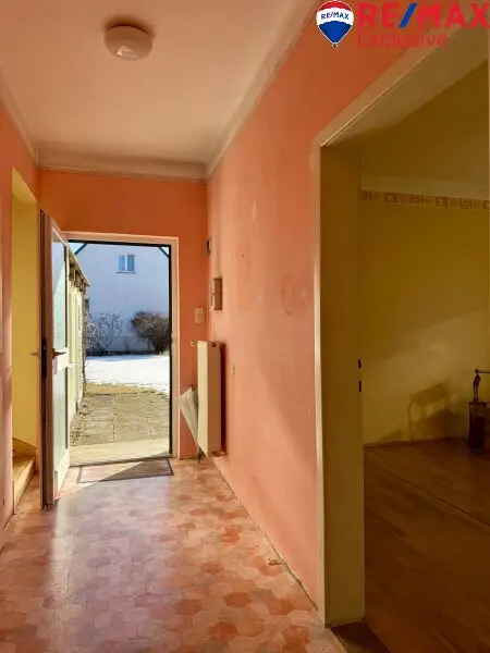 Wohnen im Grünen – Einfamilienhaus mit 653 m² Grund in Bad Fischau-Brunn zu kaufen!