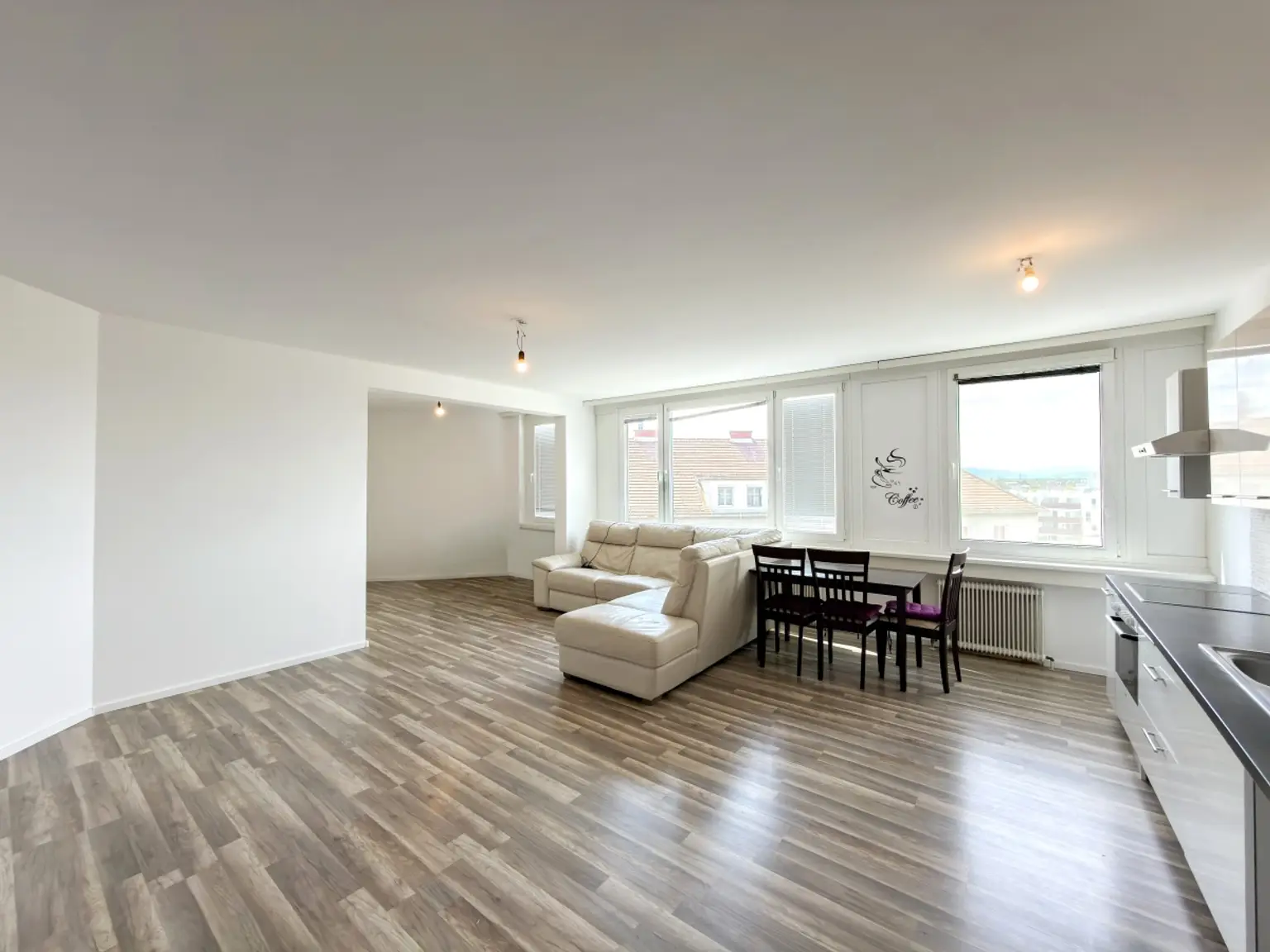 [06798] Über den Dächern von Wr. Neustadt - helle Wohnung mit Fernblick und Stadtnähe