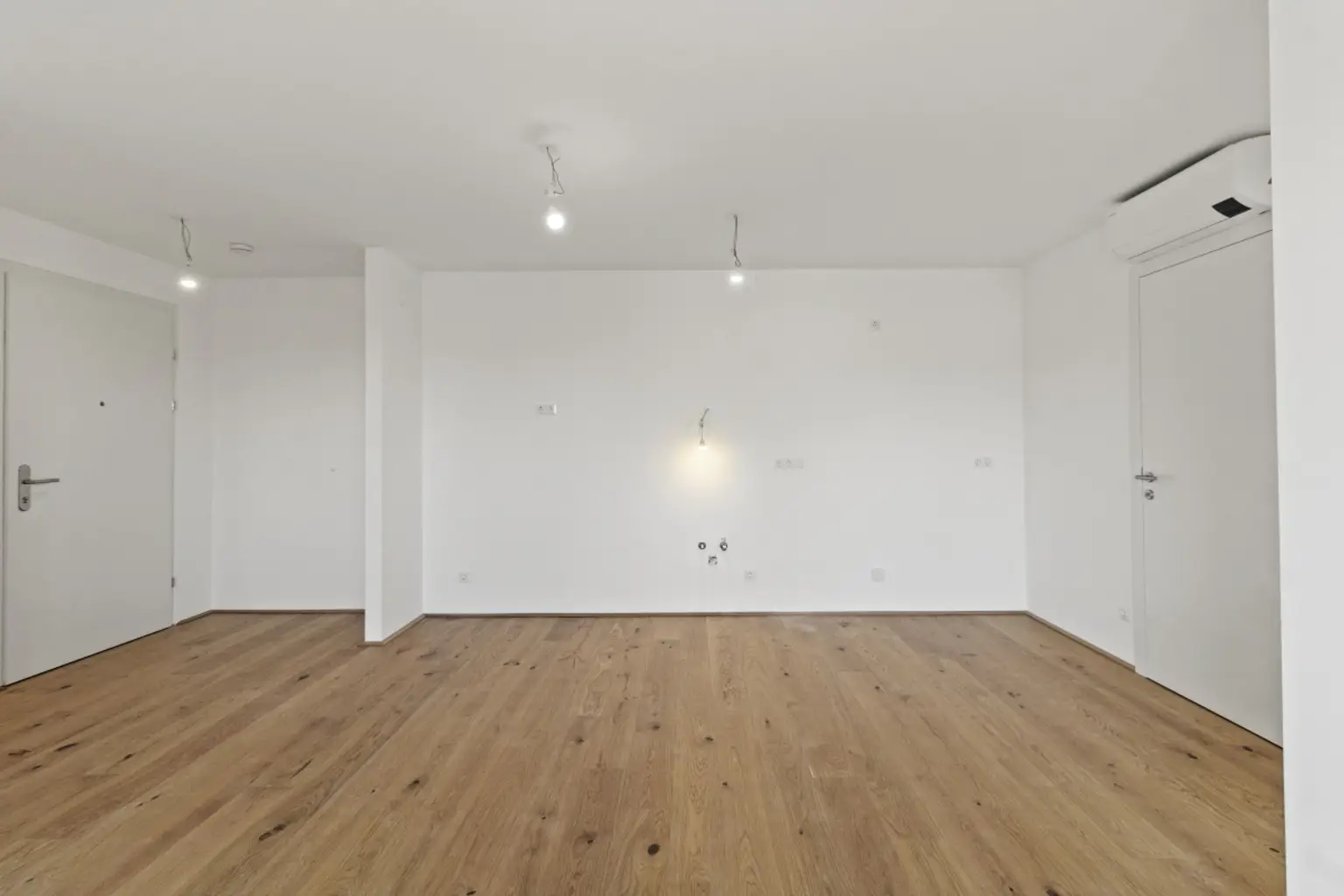 E | ++ WEITBLICK & WOHNKOMFORT ++ DG-Wohnung im PROJEKT KARL74 | Prima Service Immobilien