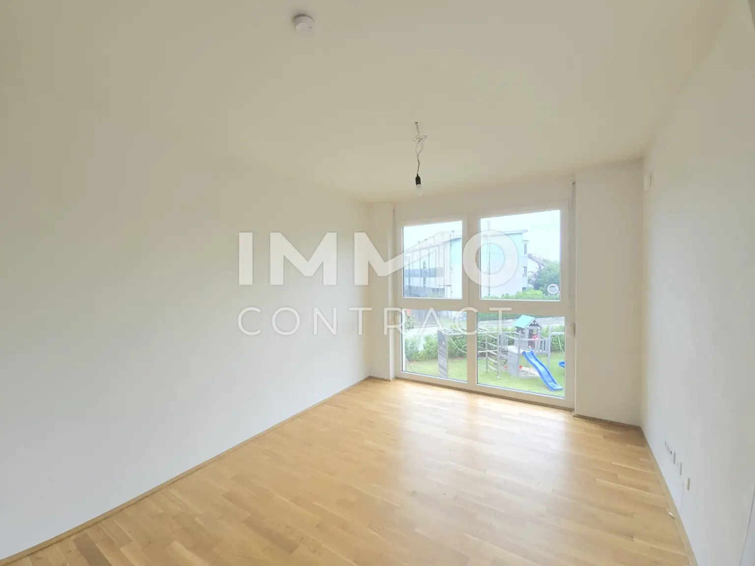 Neuwertige 3 Zimmer Wohnung mit Balkon in zentraler Lage - Harter Straße 86 - Top 08