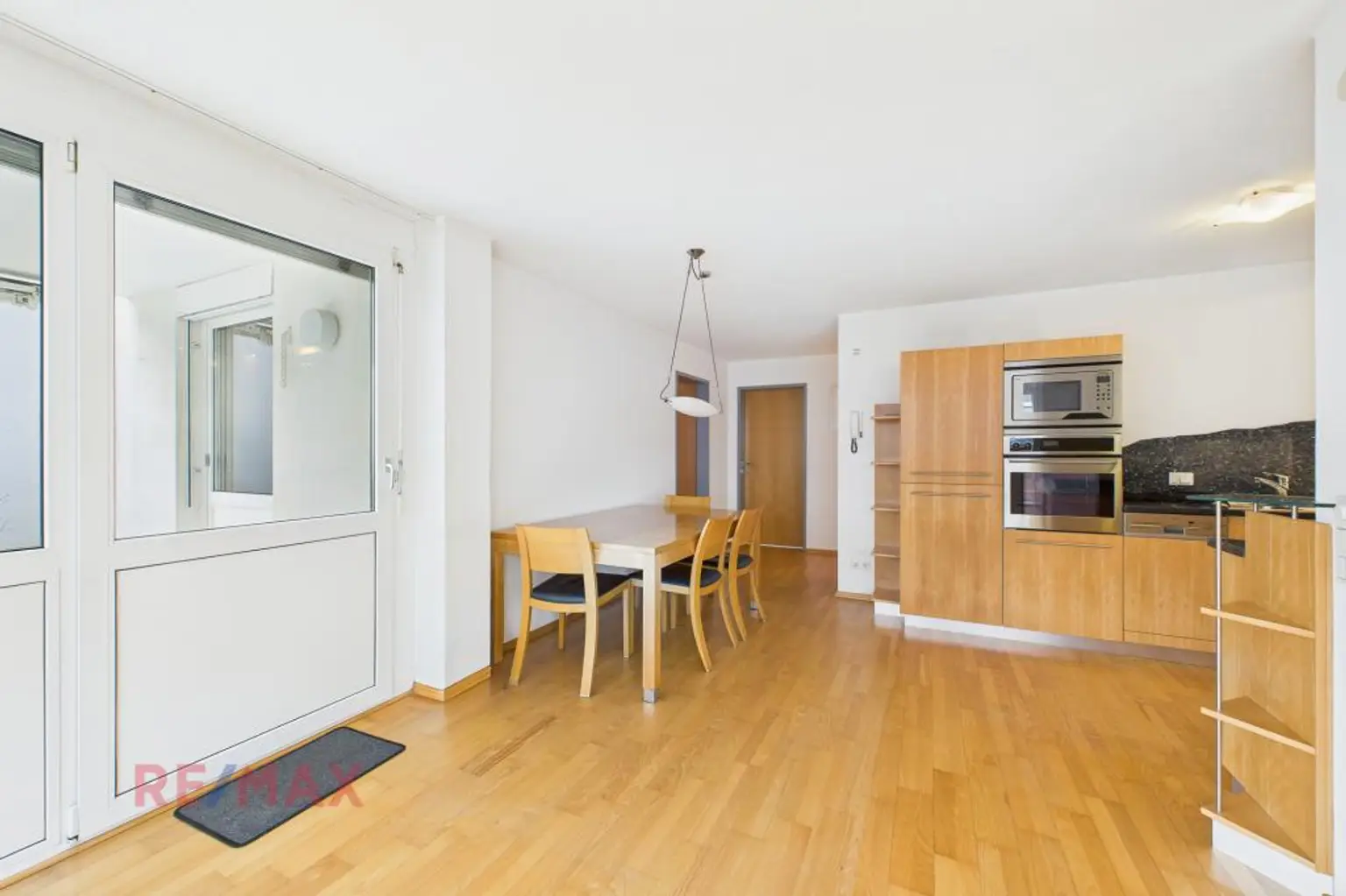 Küche und Essbereich