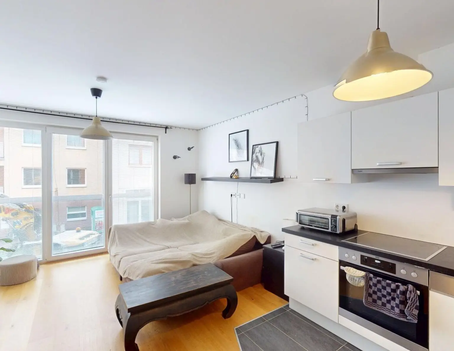 orea | Anlegerhit: Attraktive 2-Zimmer-Wohnung mit großer Terrasse