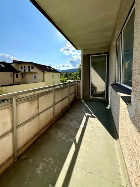 SANIERUNGSOBJEKT MIT POTENZIAL I PROVISIONSFREI I DIREKT AN DER MUR I SÜD-LOGGIA I LIFT I RUHIGE LAGE I PROJEKT WOHNEN