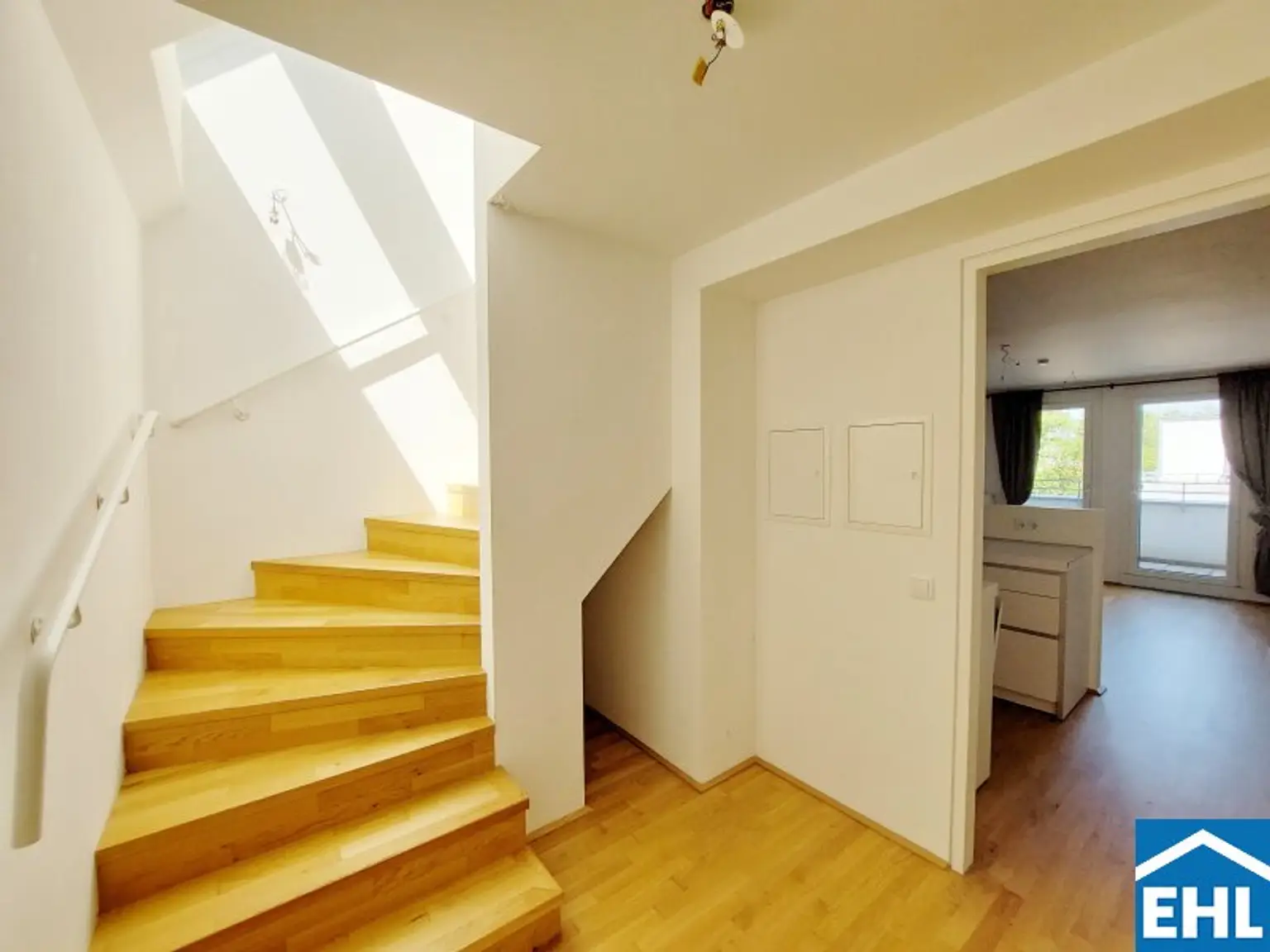 Gemütliche 2-Zimmer Maisonettewohnung mit Terrasse in Ottakring!