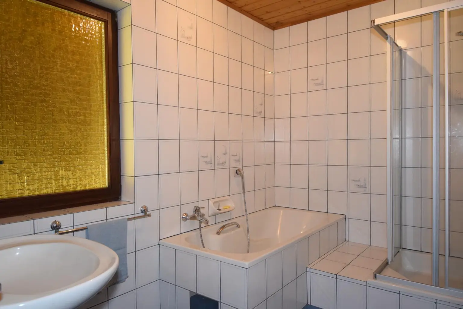 kompaktes Badezimmer