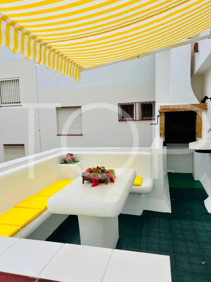 c43e1083-c8cc-4ae6-aa93-56fb04800139