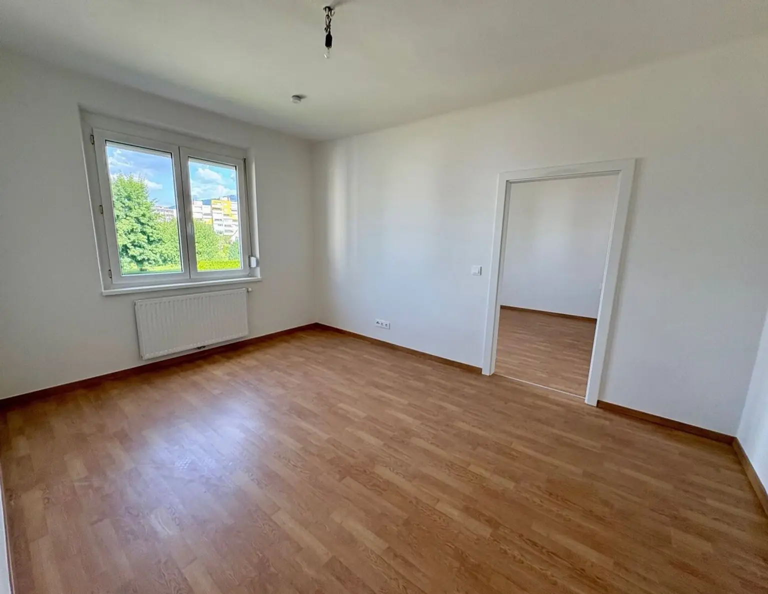 Erstbezug nach Teilsanierung - 2 Zimmer