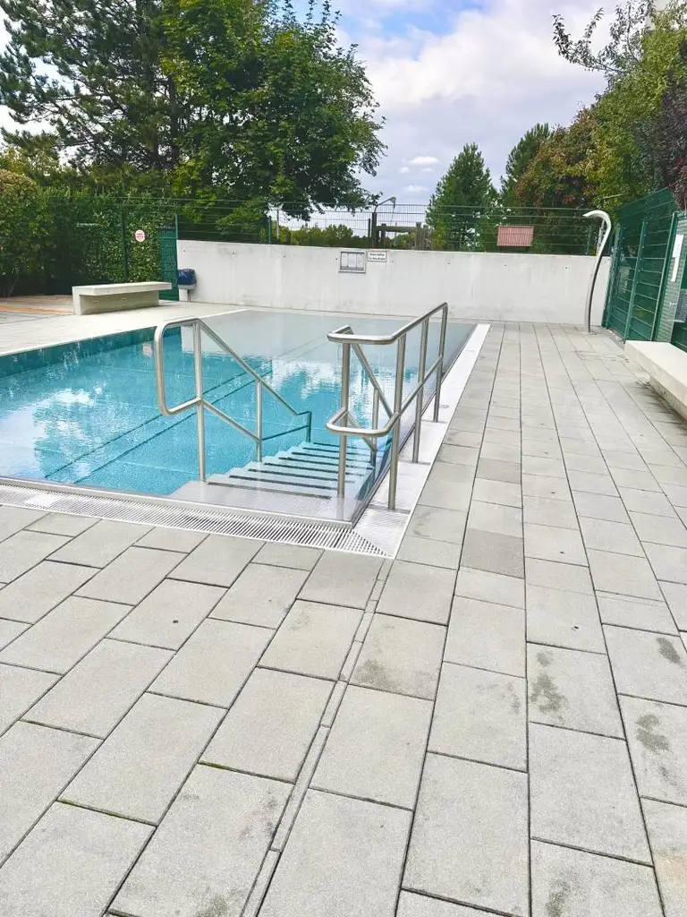 Großzügige Wohnung mit Loggia, moderner Küche und vielen anderen Highlights!