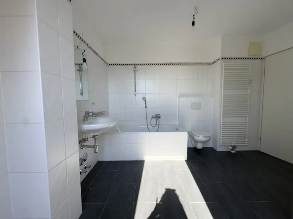 Neubau: Ruhige Lage nahe Lugner City | Top-Grundriss & Stellplatz im Kaufpreis inkludiert