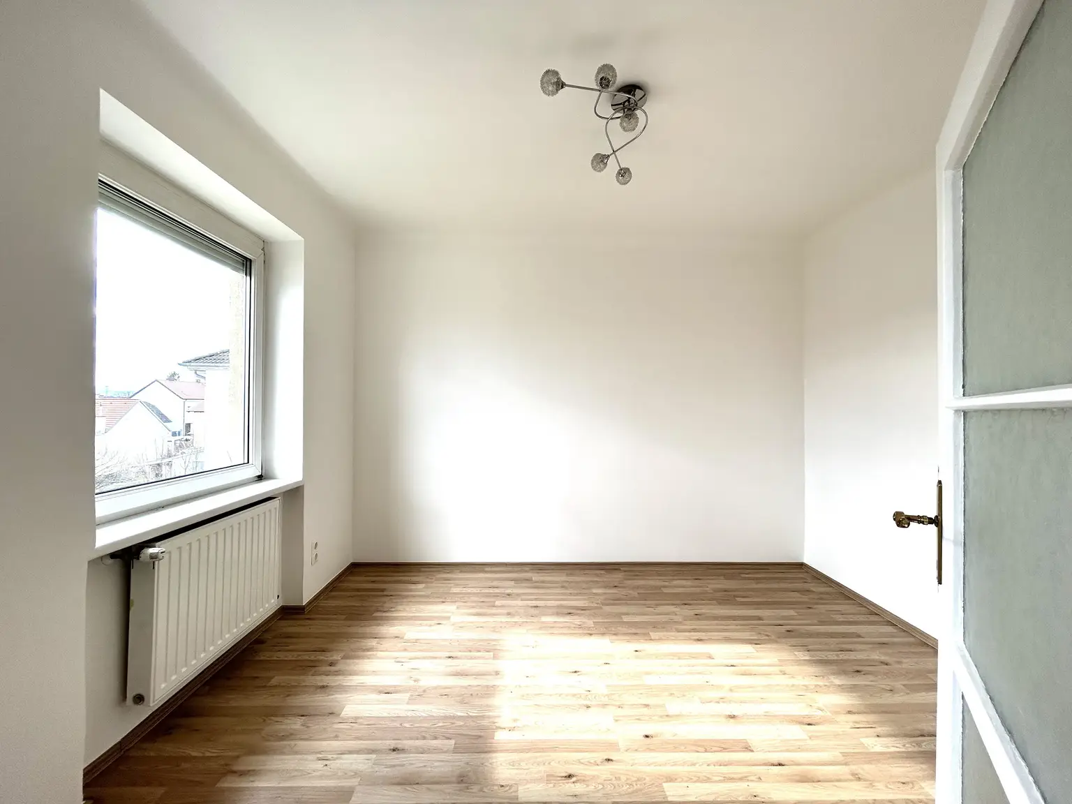 Urbanes Wohngefühl mit perfekter Anbindung – großzügige 3-Zimmer-Wohnung in guter Lage