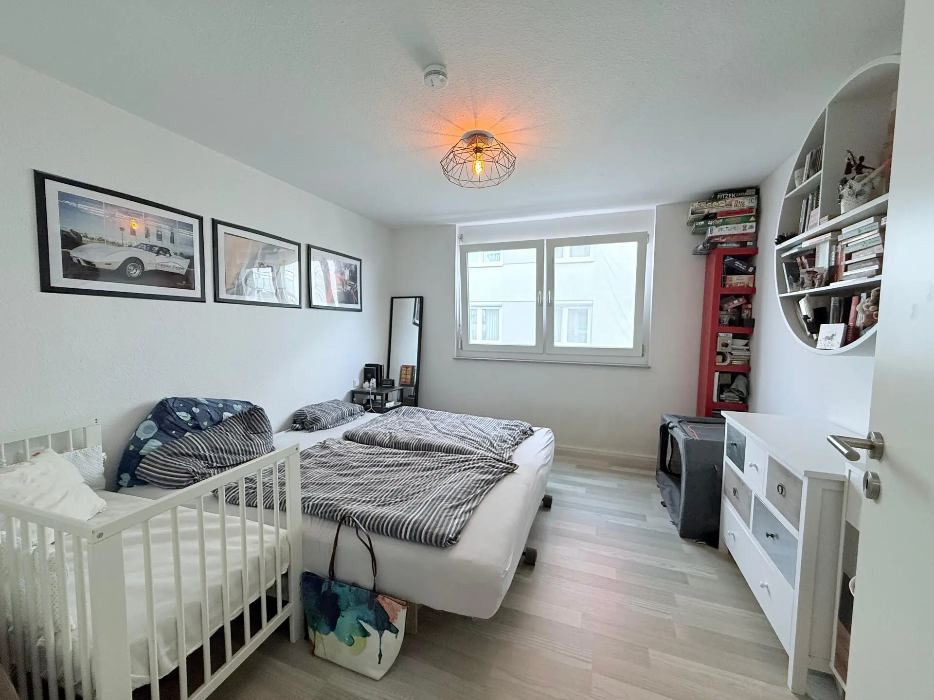 Schlafzimmer 1