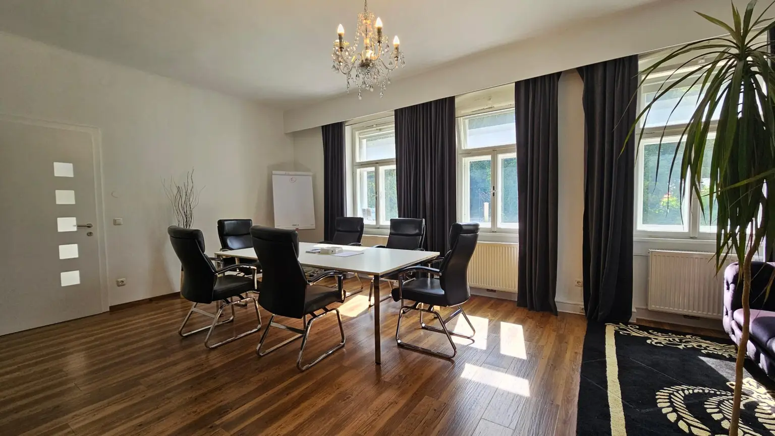 Schönes Büro In Gerichtsnähe