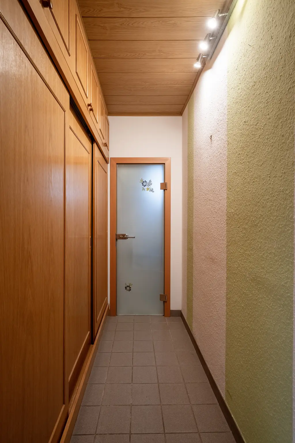 ++ Netter Bungalow auf Eckgrundstück in schöner Siedlungslage ++