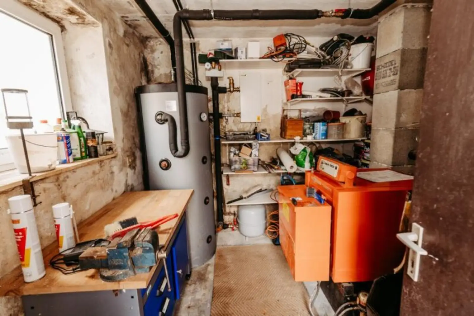 Gepflegtes, neu revitalisiertes  und liebevoll erhaltenes Landhaus. Natur, Sonne, Ruhe,  Seelenheil.